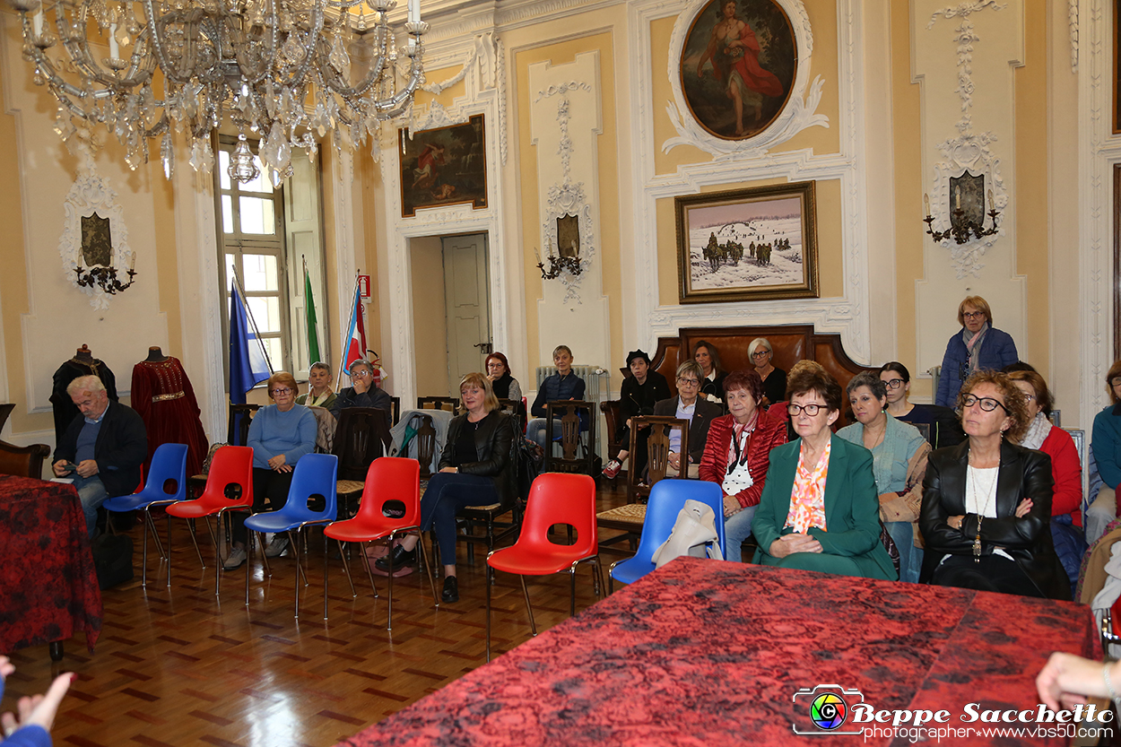 VBS_3193 - Incontro 'Prevenzione Tumore al Seno'.jpg